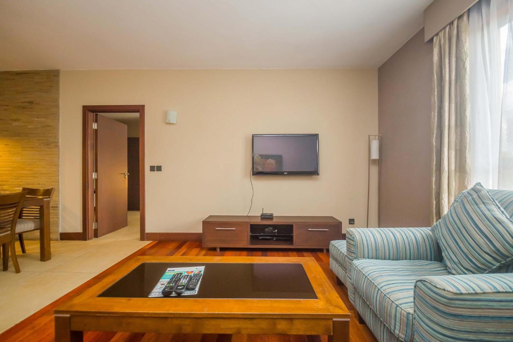 Taarifa Suites By Dunhill Serviced Apartments Nairobi Ngoại thất bức ảnh